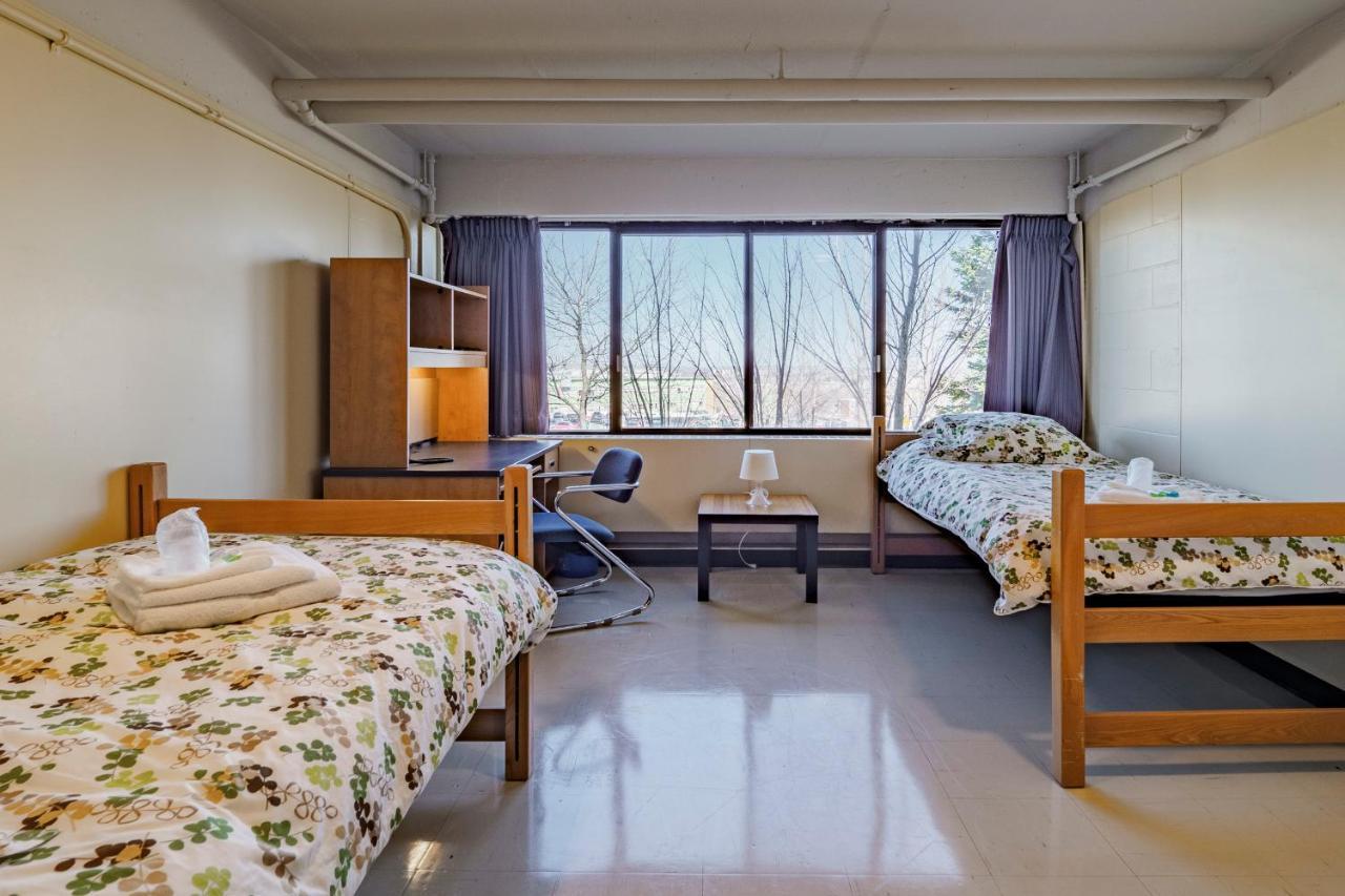 Au Campus 호텔 셔브룩 외부 사진
